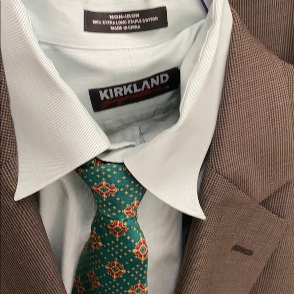 Suite,shirt and belt combination - Picture 3 of 4